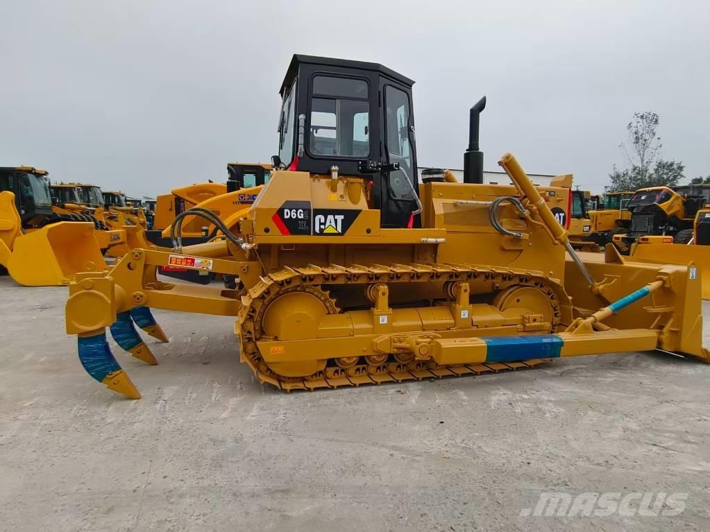 CAT D6G ブルドーザー