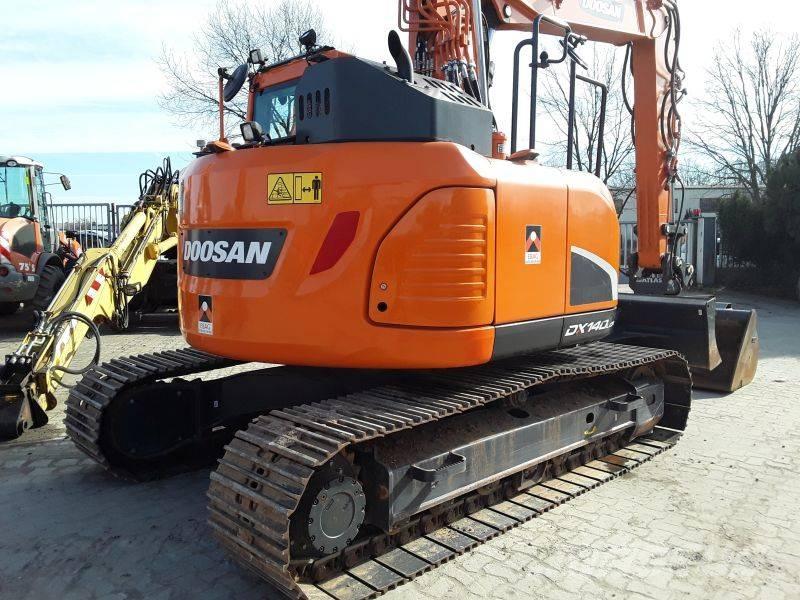 Doosan DX140LCR-5 大型油圧ショベル12t以上（パワーショベル・ユンボ）