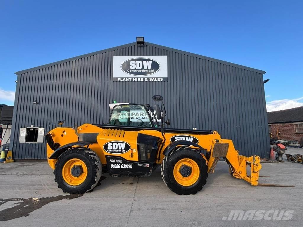JCB 540-140 テレスコーピックハンドラー