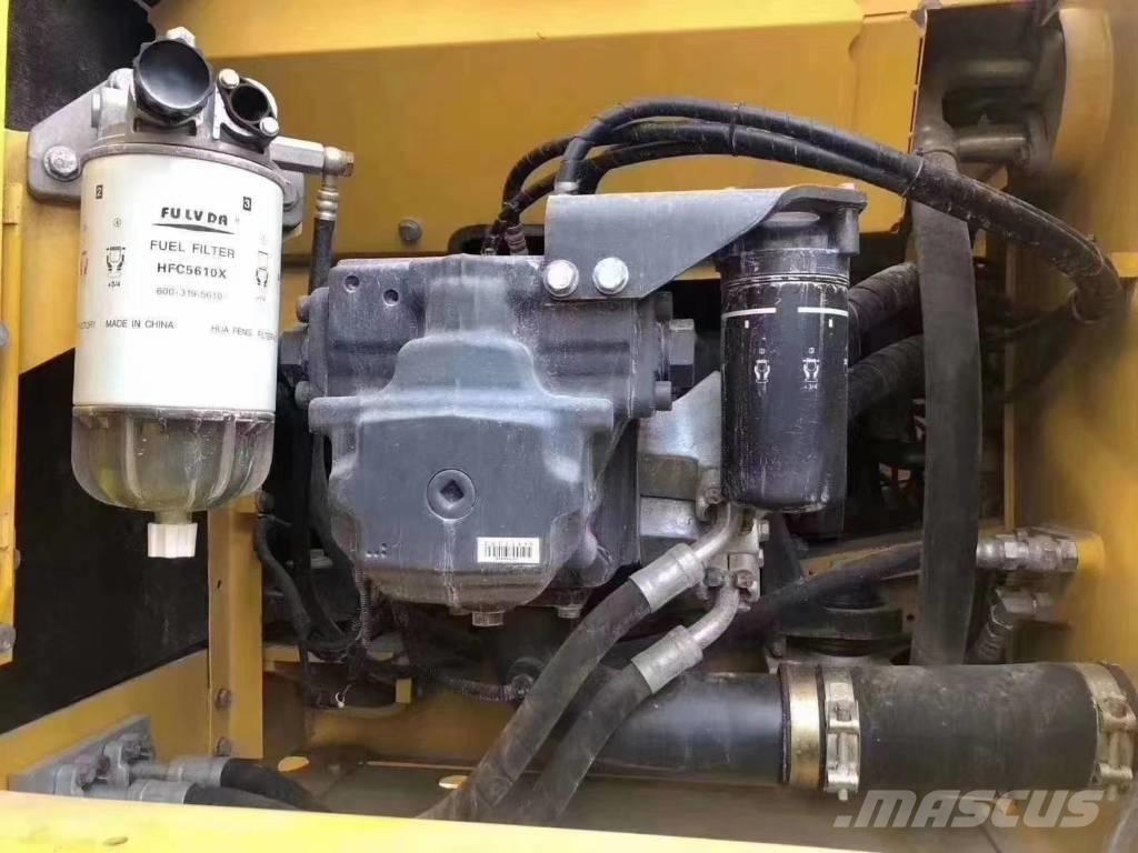 Komatsu PC 240 大型油圧ショベル12t以上（パワーショベル・ユンボ）