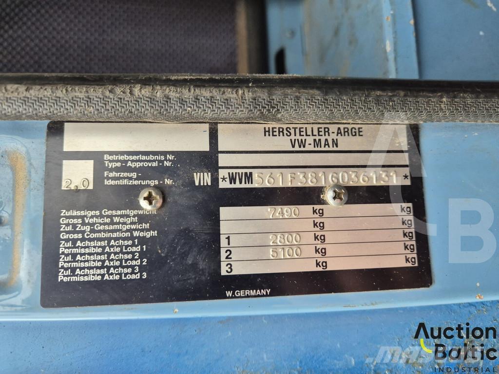 MAN 8.136 平ボディー