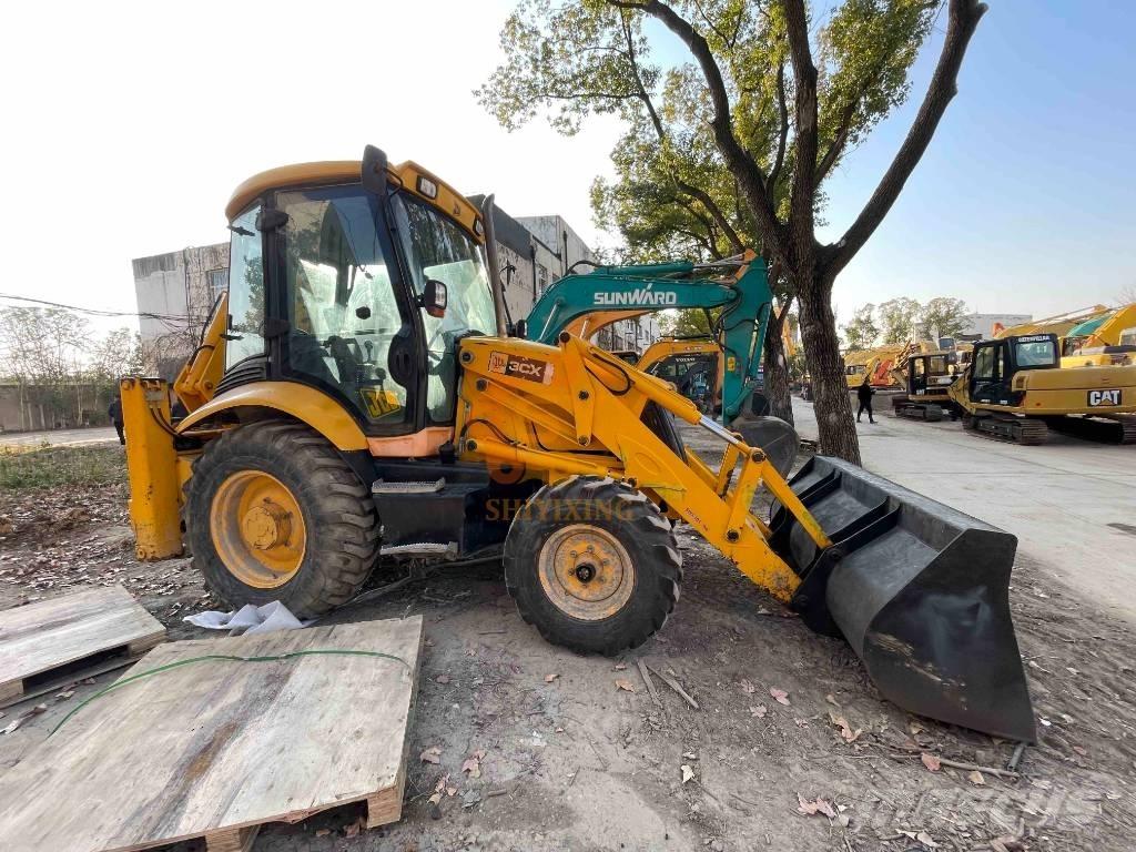 JCB 3 CX バックホーローダー