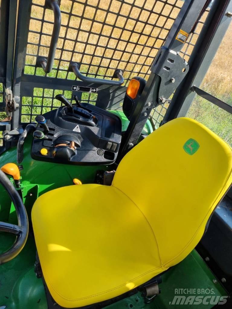 John Deere 5100 M 林業トラクター