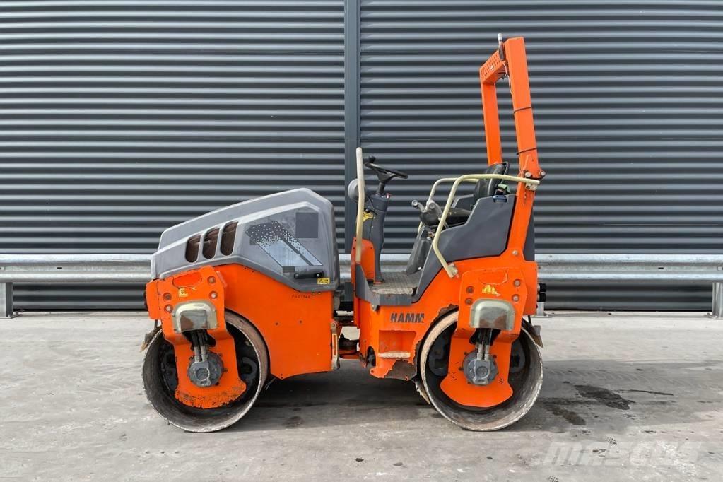 Hamm HD 12 VV タンデムローラ