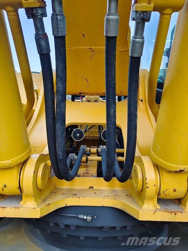 Komatsu PC 400-8 大型油圧ショベル12t以上（パワーショベル・ユンボ）