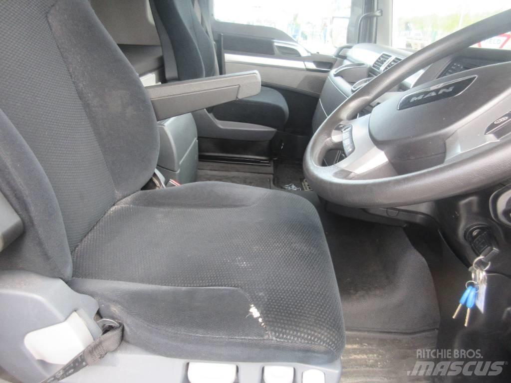 MAN TGX 26.480 中古トラクターヘッド | トレーラーヘッド
