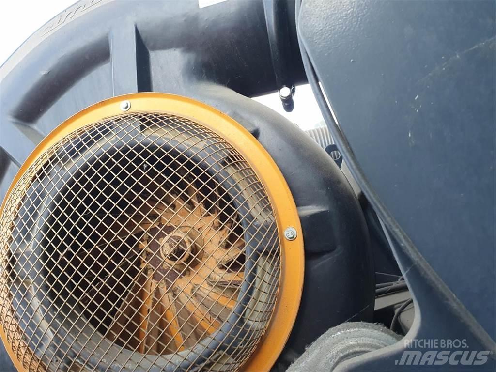 Pellenc EOLE 4RVE 噴霧機