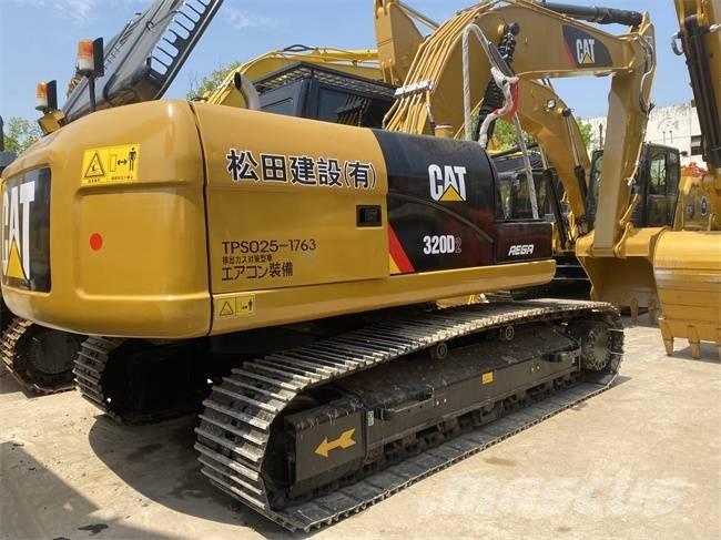 CAT 320 D2 大型油圧ショベル12t以上（パワーショベル・ユンボ）