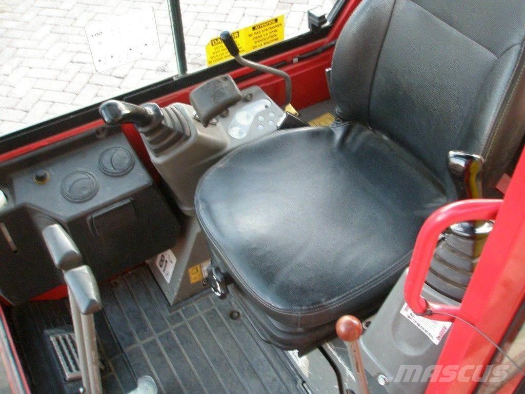 Yanmar SV17 ミニ油圧ショベル 7t以下（ミニユンボ・ミニディガー）