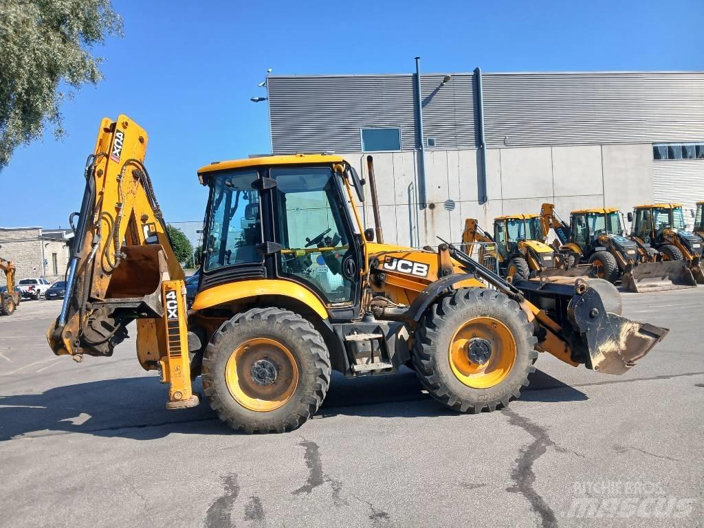 JCB 4 CX ProAEC バックホーローダー