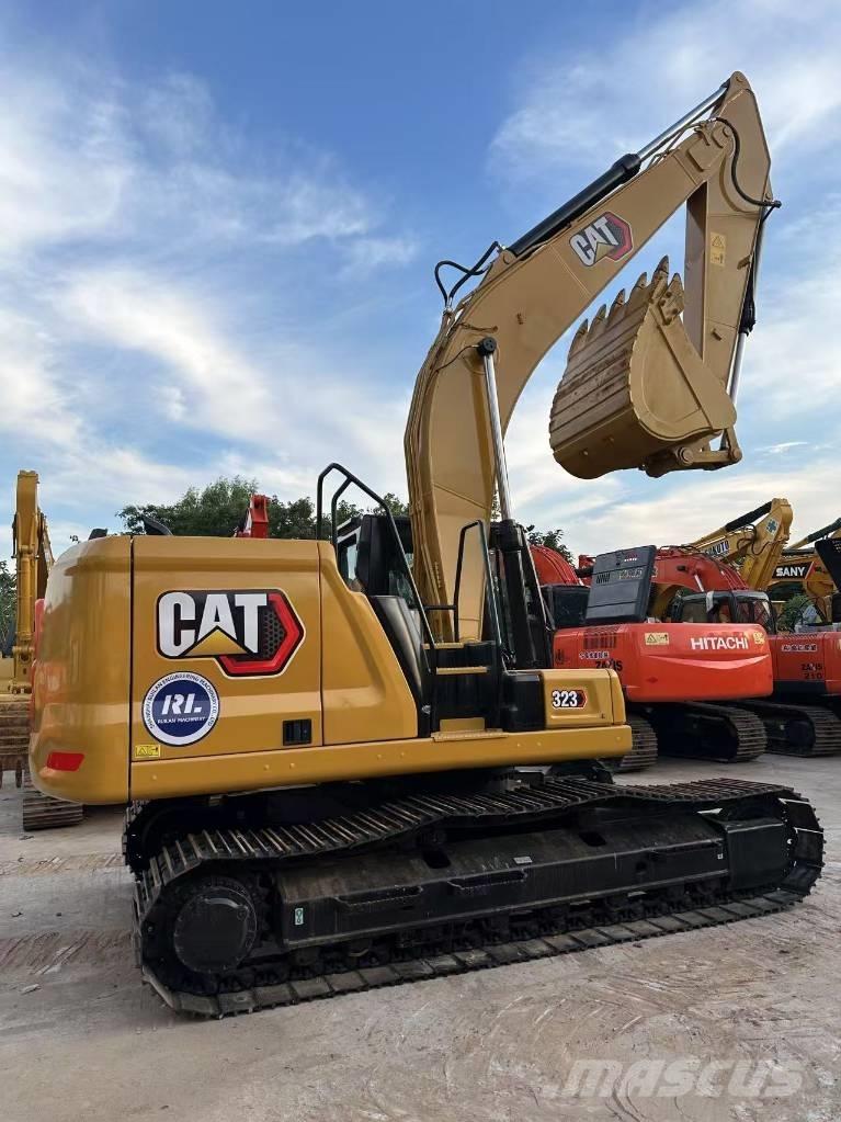 CAT 323 大型油圧ショベル12t以上（パワーショベル・ユンボ）