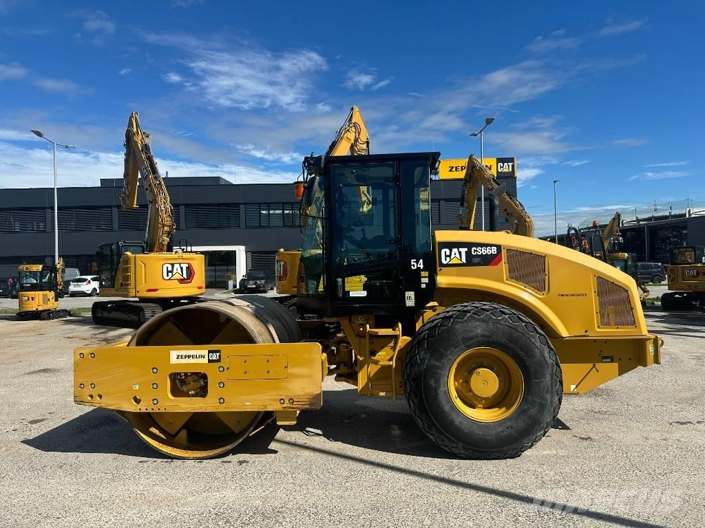 CAT CS 66 B 振動ローラ
