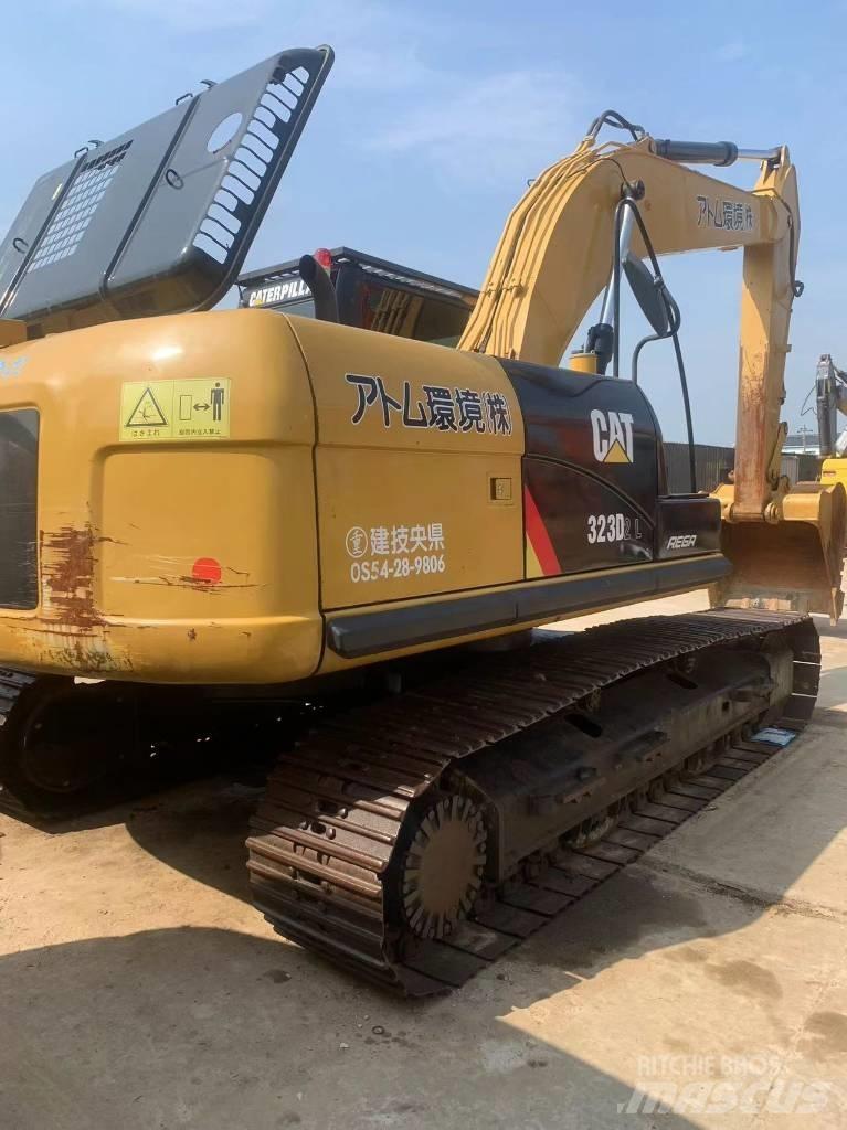 CAT 323 D L 大型油圧ショベル12t以上（パワーショベル・ユンボ）