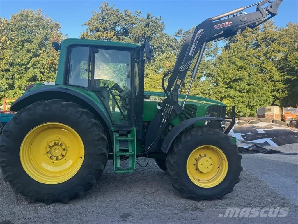 John Deere 6920 トラクター