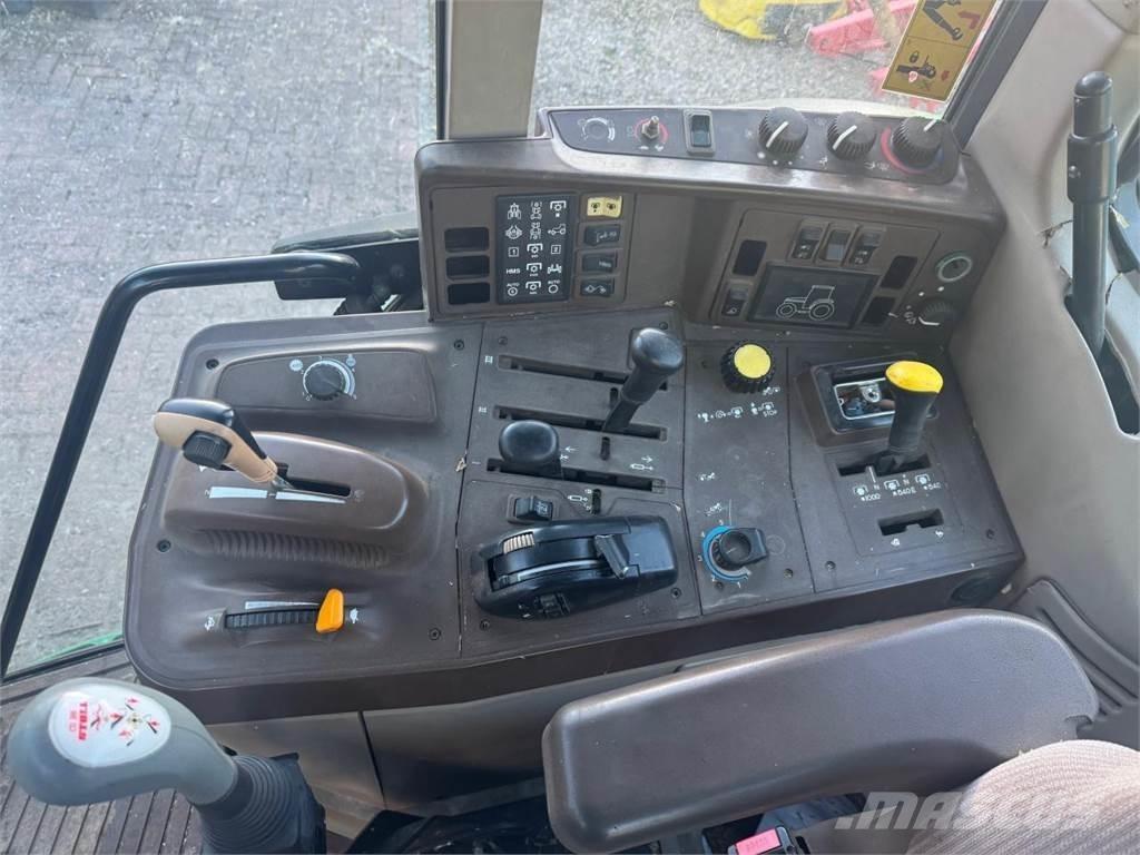 John Deere 6920 トラクター
