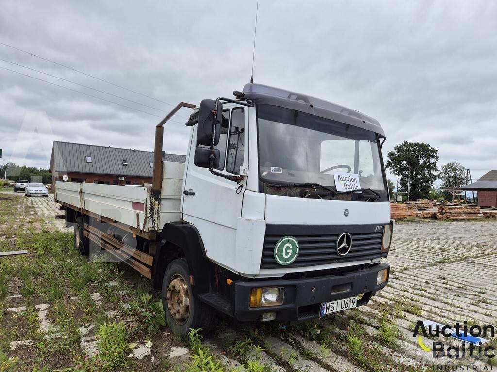 Mercedes-Benz 1117 平ボディー