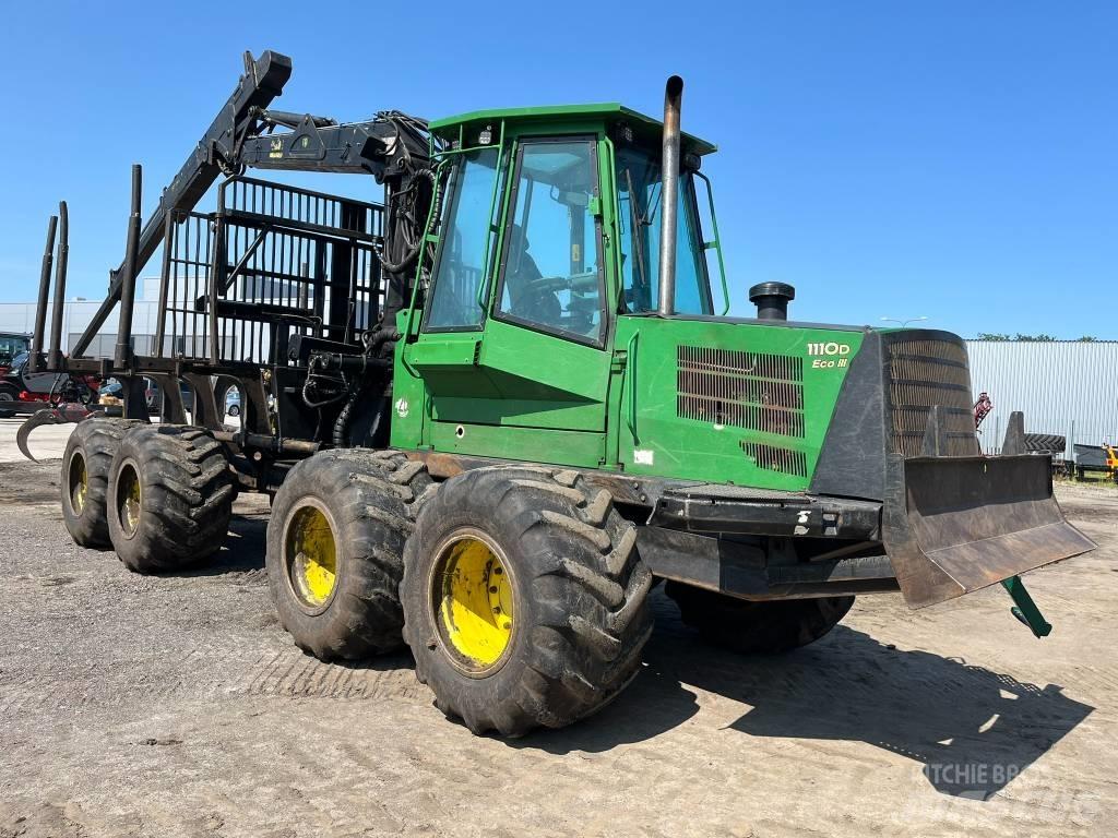 John Deere 1110D フォワーダー
