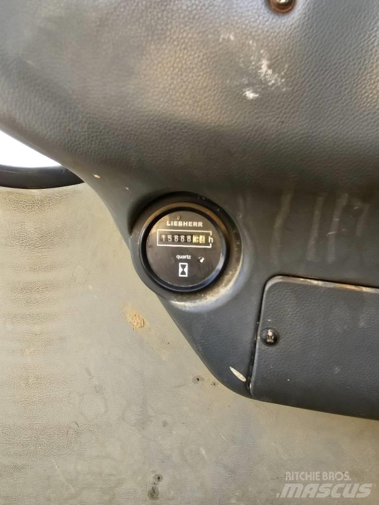 Liebherr 314 ホイール式油圧ショベル（パワーショベル・ユンボ・バックホー）