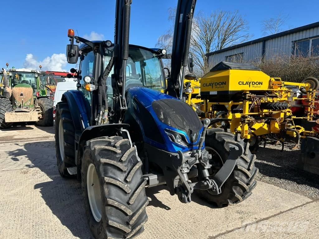 Valtra G 125 EA トラクター