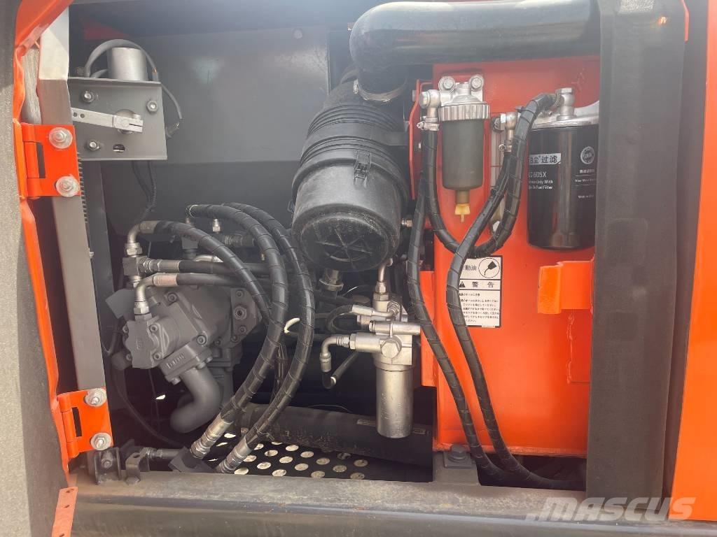 Hitachi ZX 70 中型油圧ショベル 7ｔ-12ｔ（ユンボ・パワーショベル・バックホー）