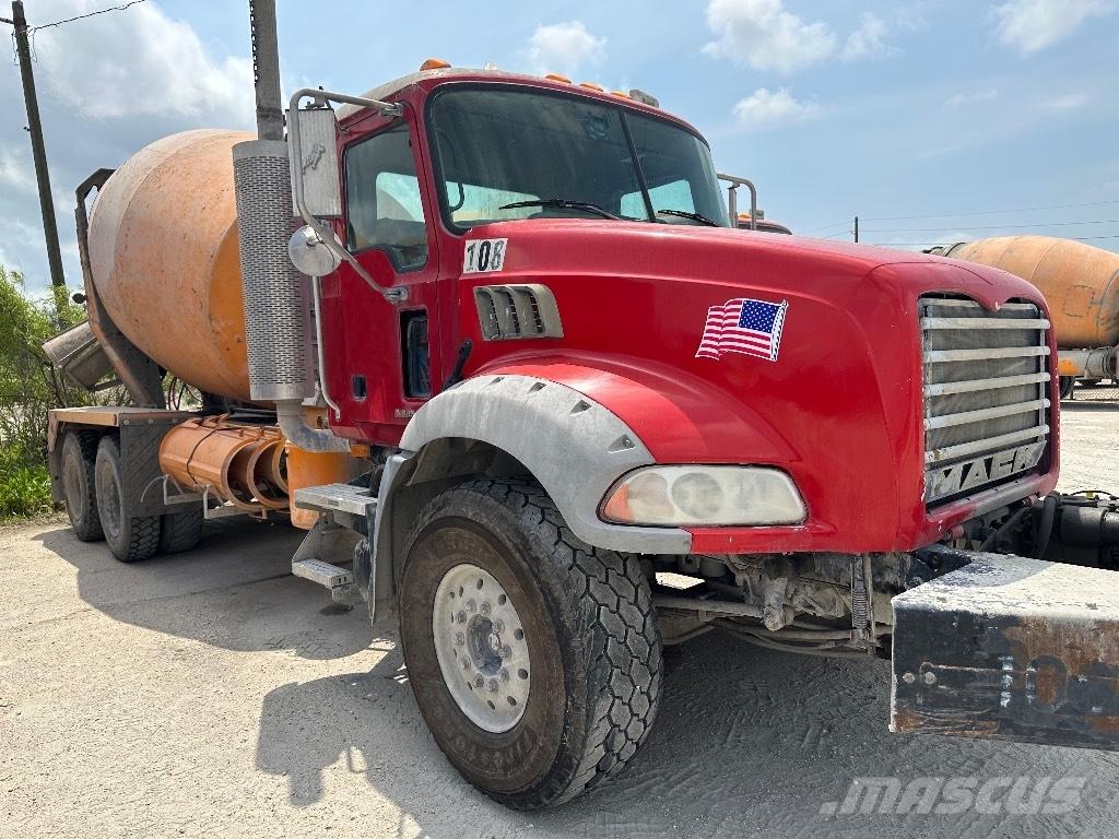 Mack Granite GU 813 その他トラック