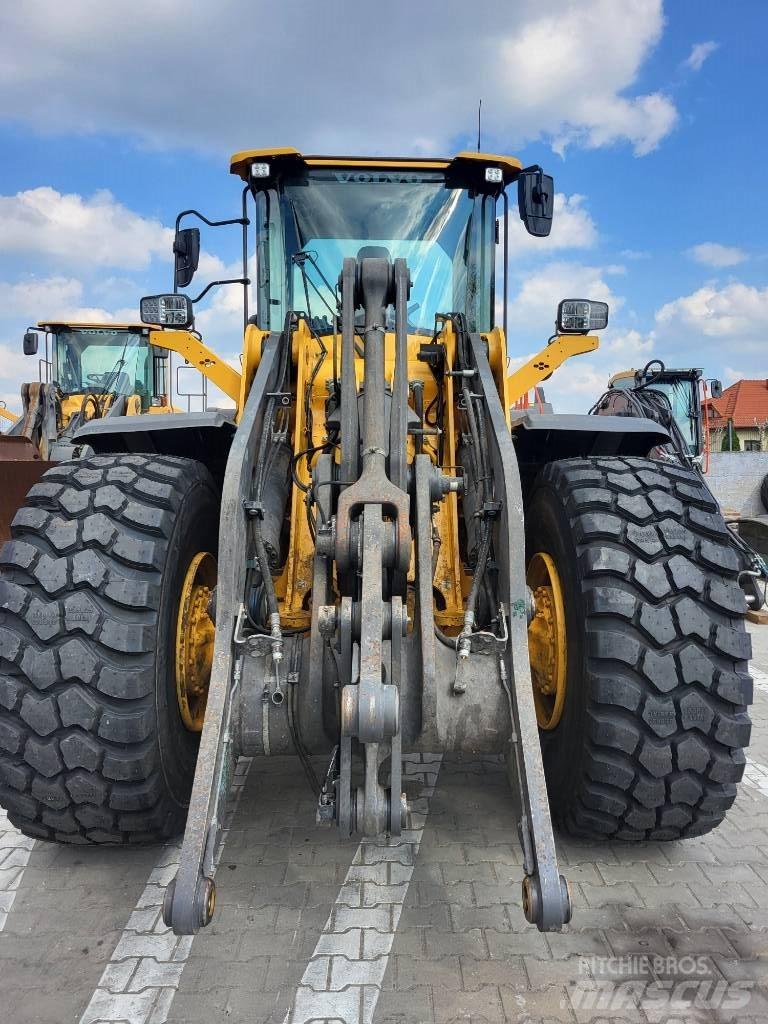 Volvo L 110 H ホイールローダー・タイヤショベル