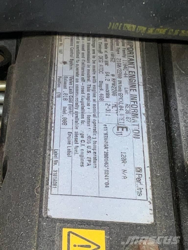 Thwaites 6 tonne サイト　ダンプ