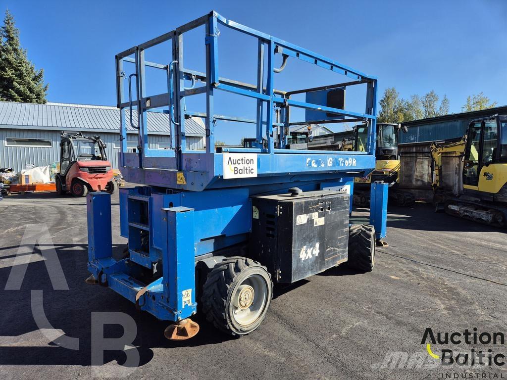 Genie GS 3369 RT シザースリフト