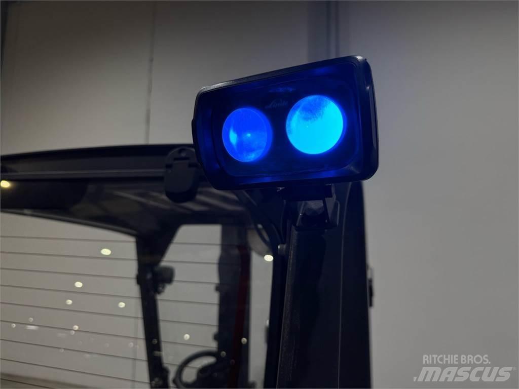 Linde E30L 01 バッテリーフォークリフト