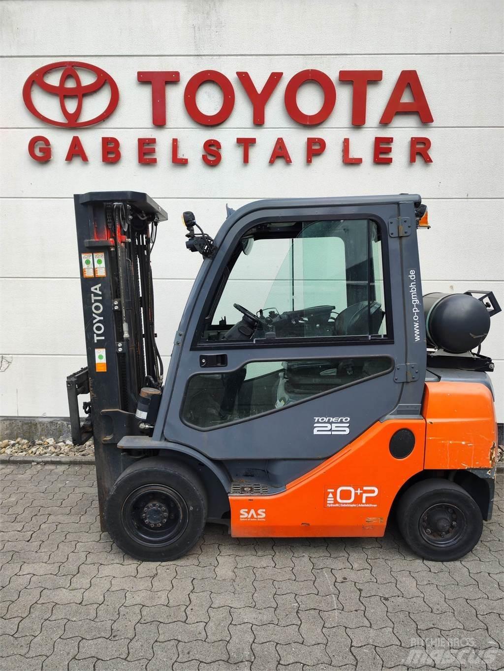 Toyota 02-8FGF25 LPGフォークリフト