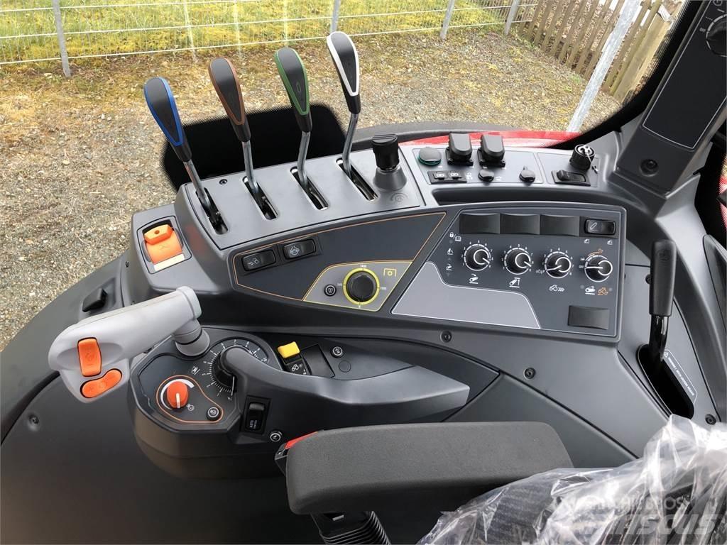 Valtra T175 EA トラクター