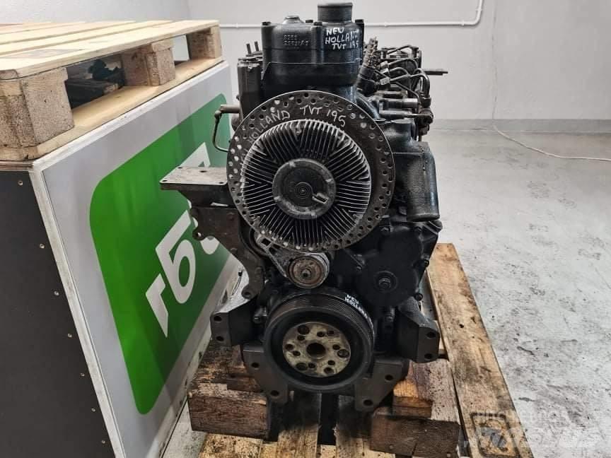 Sisu 6,6L engine エンジン