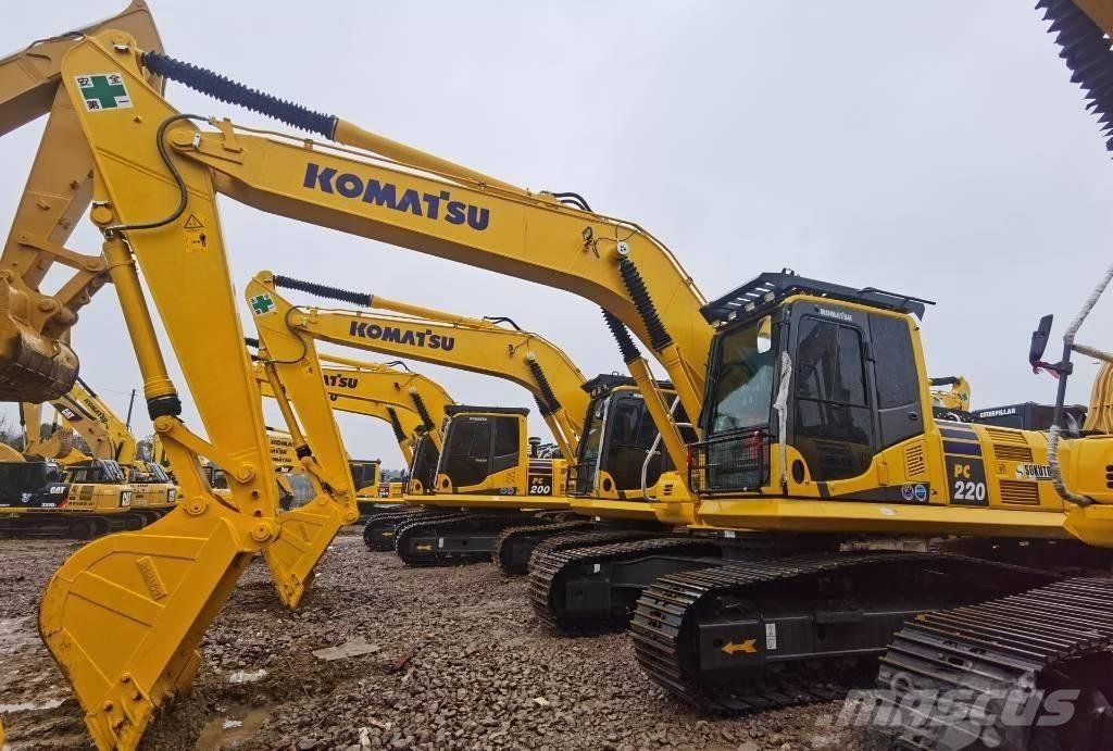 Komatsu pc220-8 大型油圧ショベル12t以上（パワーショベル・ユンボ）