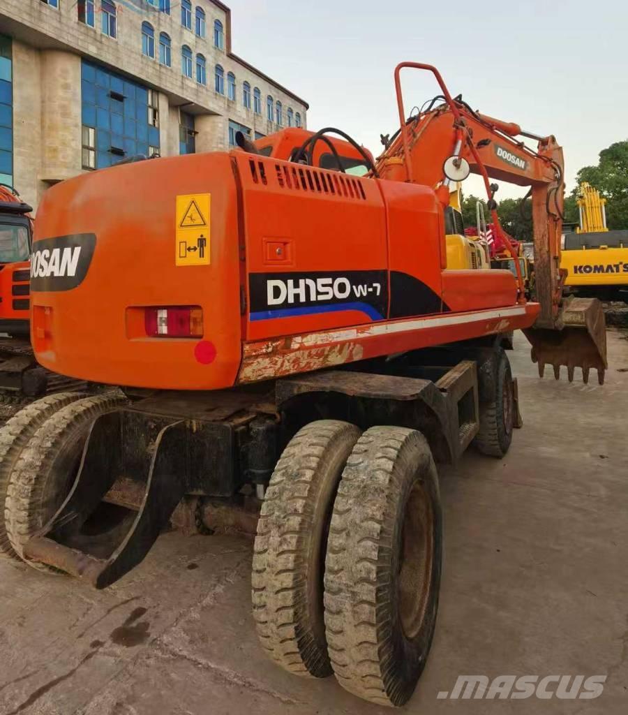 Doosan DH 150 W-7 ホイール式油圧ショベル（パワーショベル・ユンボ・バックホー）