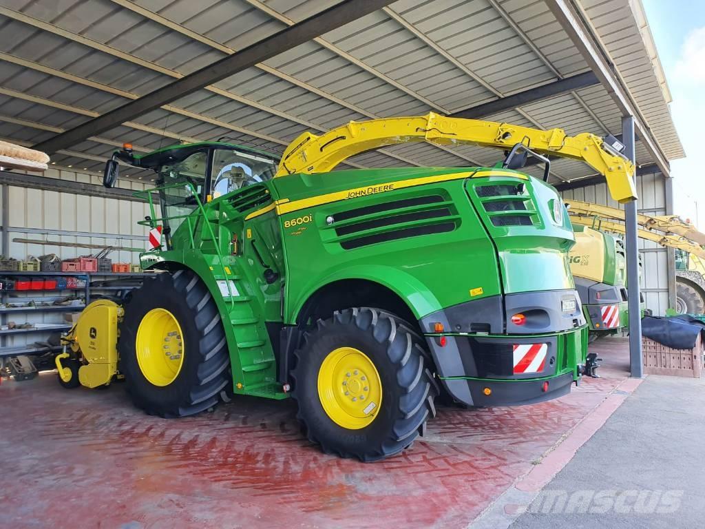 John Deere 8600I 自走式フォレージハーベスター