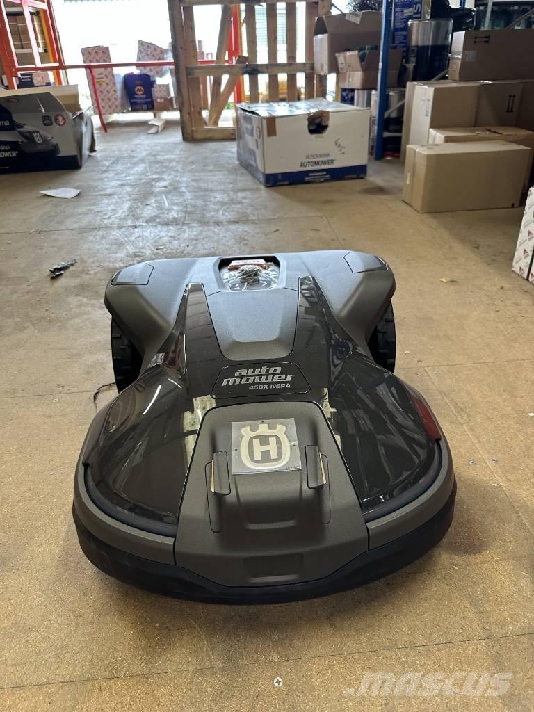 Husqvarna AM450X ロボット芝刈り機