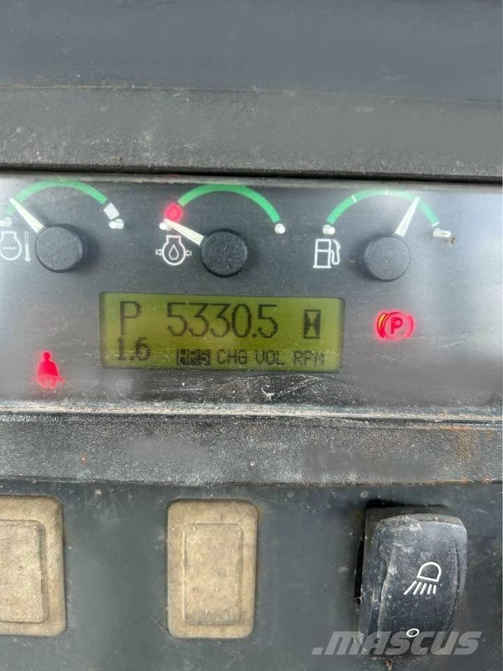 John Deere 650 JLT ブルドーザー