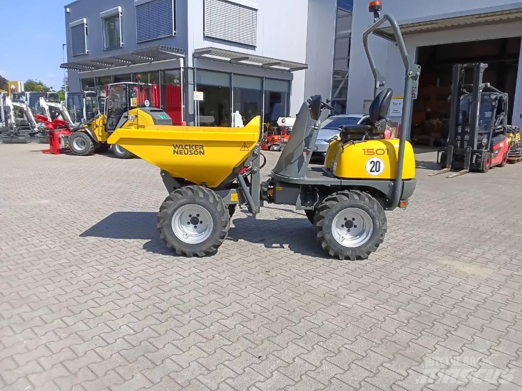 Wacker Neuson 1501 サイト　ダンプ