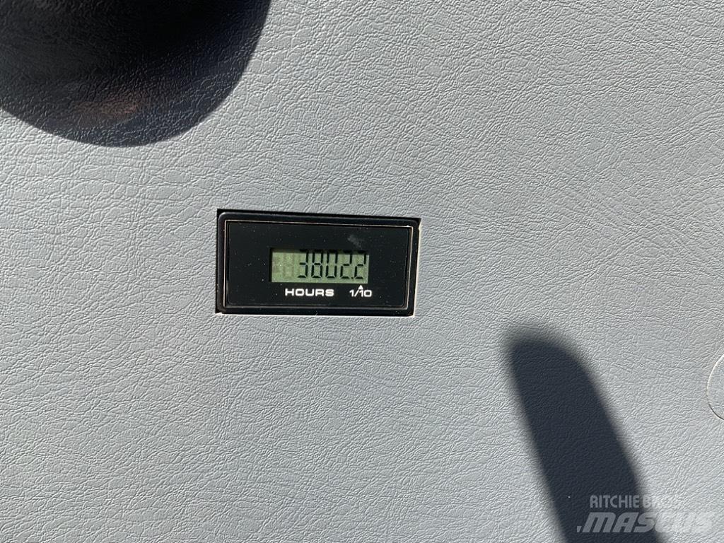 Hyundai HX145A LCR 特殊油圧ショベル
