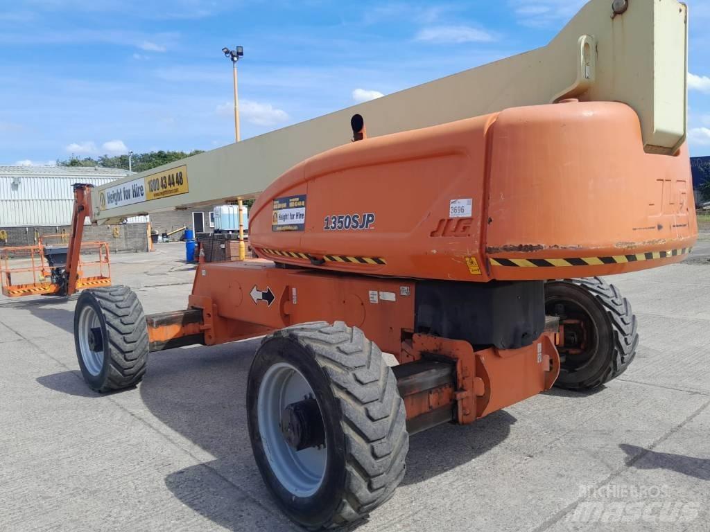 JLG 1350 SJP ブームリフト　直伸型