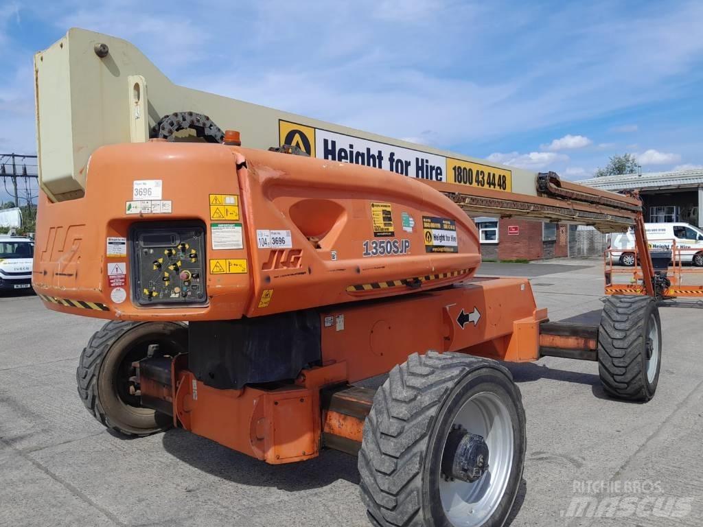 JLG 1350 SJP ブームリフト　直伸型