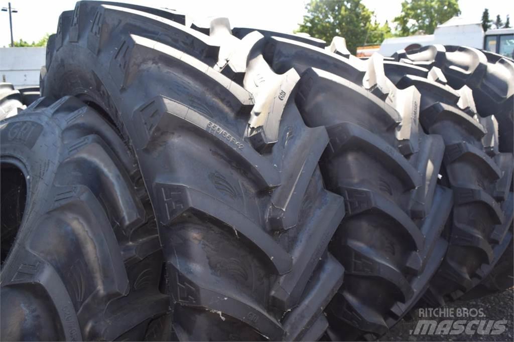  650/65R42 *GRI* タイヤ、ホイル、リム