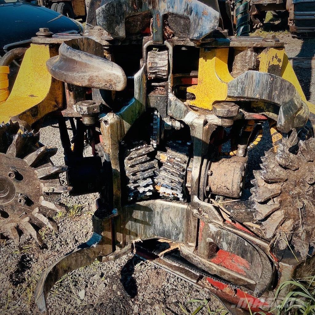 John Deere 1170 E ハーベスター