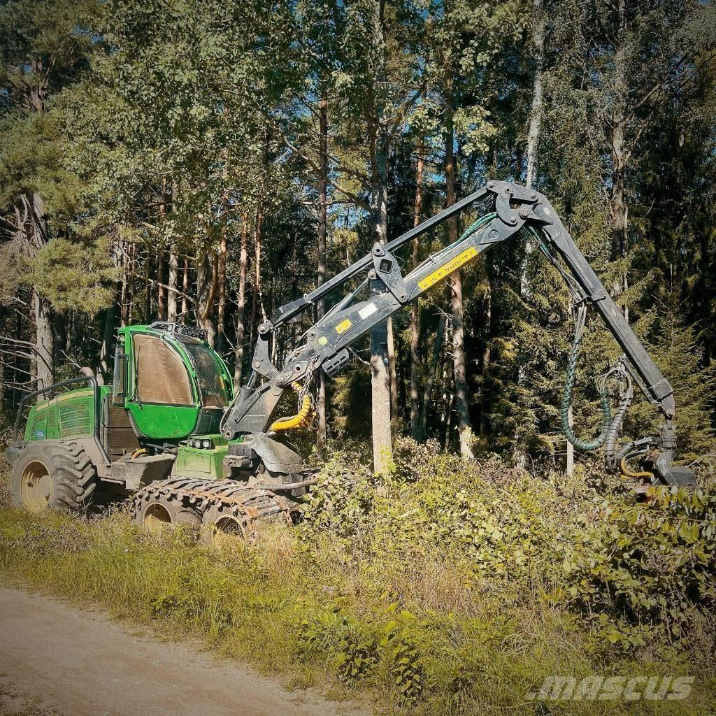 John Deere 1170 E ハーベスター