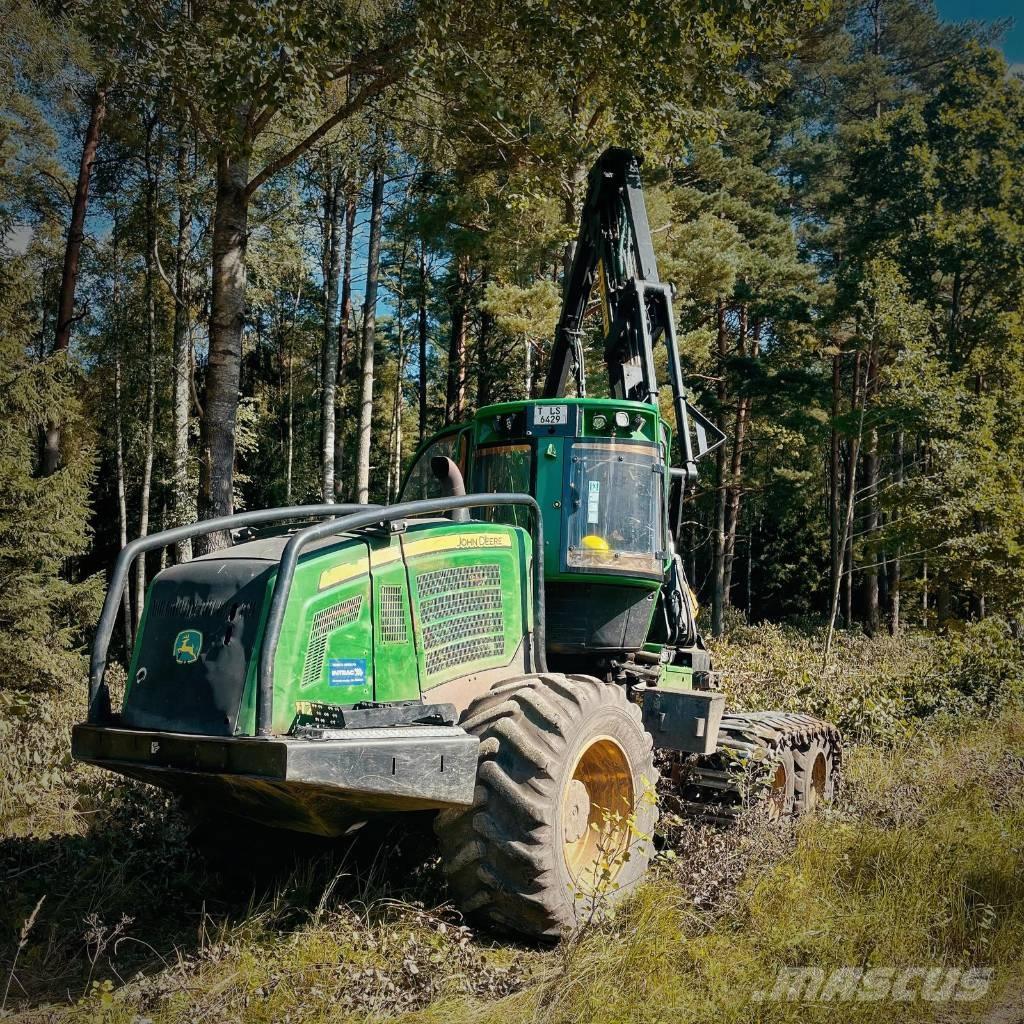 John Deere 1170 E ハーベスター