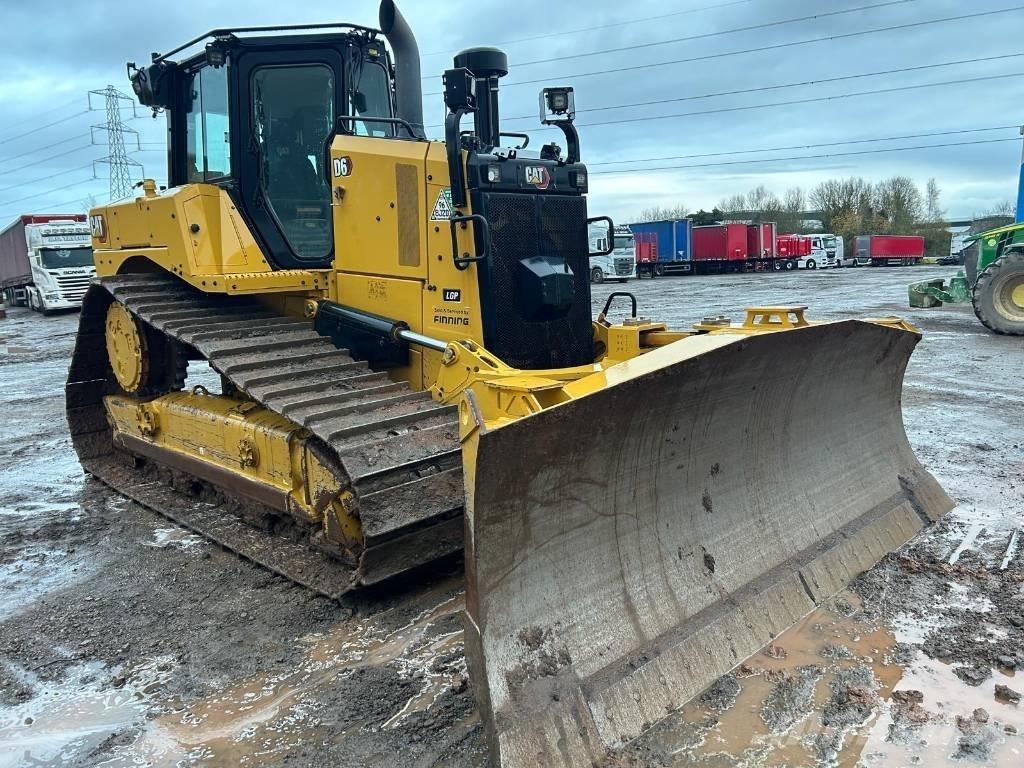 CAT D 6 LGP ブルドーザー