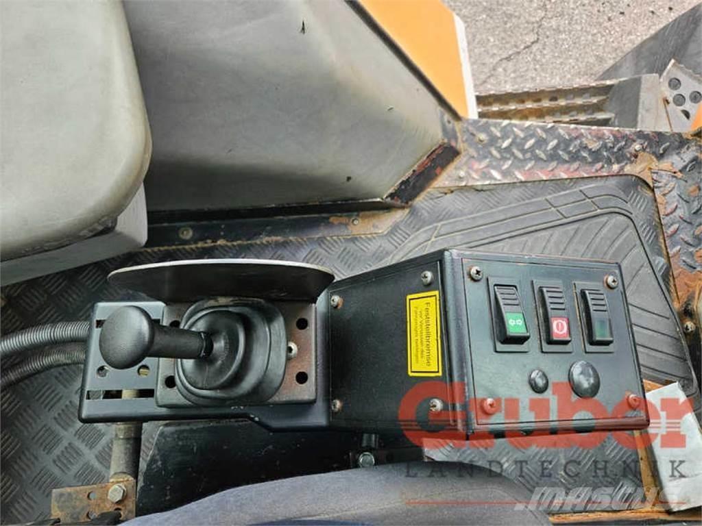 Steyr 6160 CVT トラクター