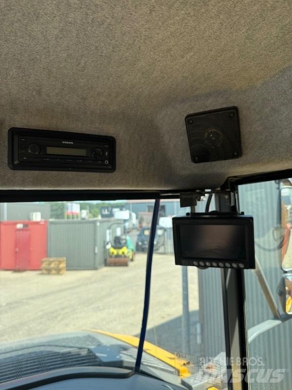 Volvo A 25 G アーティキュレート式ダンプトラック