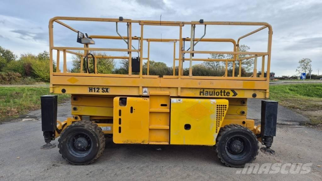 Haulotte H 12 SX シザースリフト