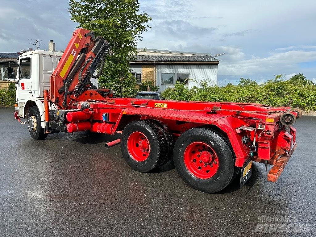 Scania P 93 M クレーントラック、ユニック車